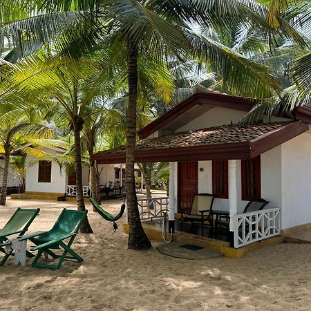Ibisbird Beach Bungalows, Sport, Spa And Restaurant Тангале Екстериор снимка