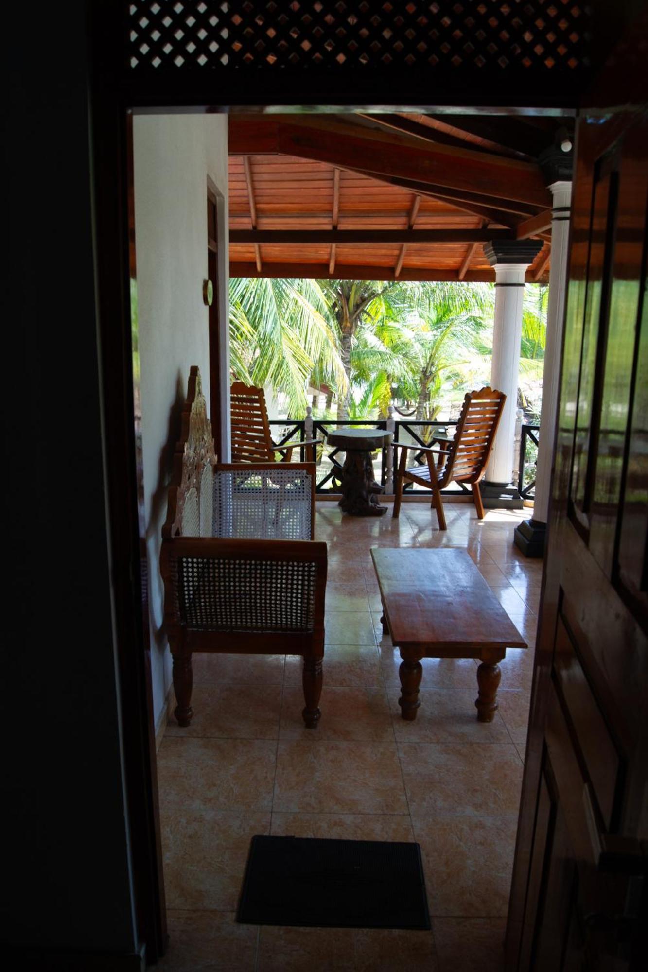 Ibisbird Beach Bungalows, Sport, Spa And Restaurant Тангале Екстериор снимка