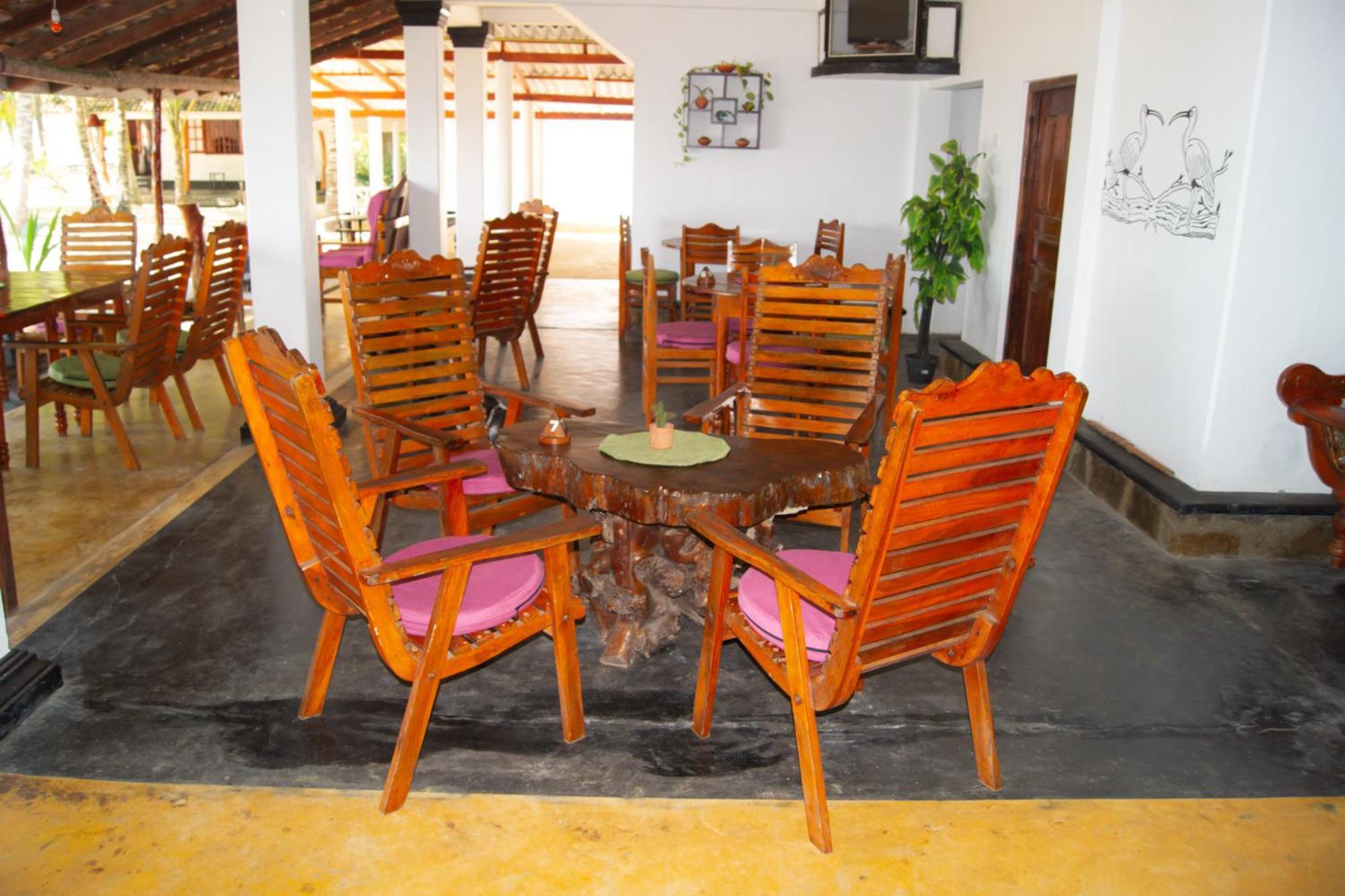 Ibisbird Beach Bungalows, Sport, Spa And Restaurant Тангале Екстериор снимка