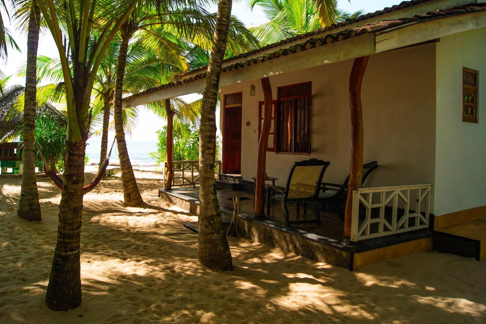 Ibisbird Beach Bungalows, Sport, Spa And Restaurant Тангале Екстериор снимка